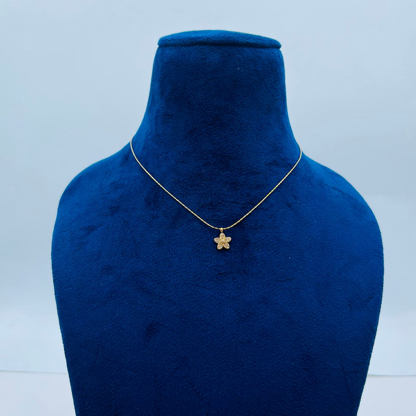 The Dahlia Crystal Blossom Necklace (Anti-Tarnish)